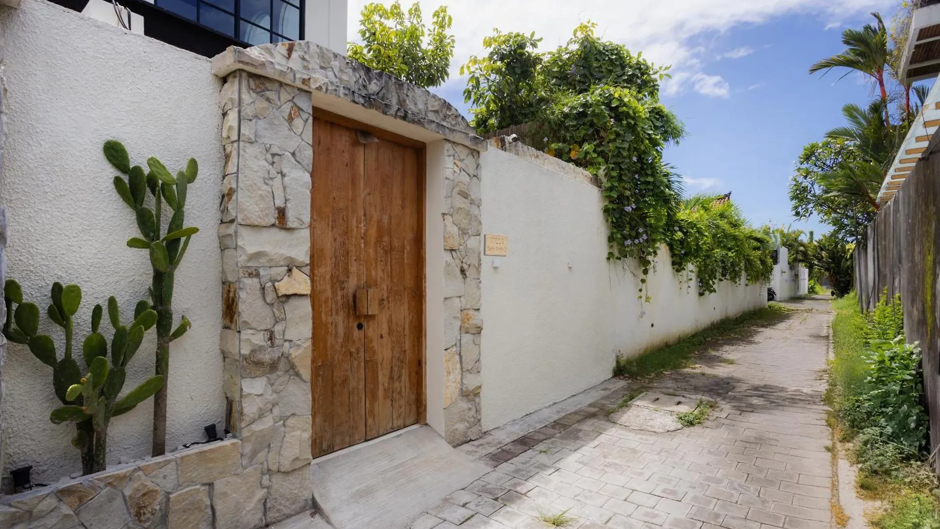 Villa Batu Putih 2 Seminyak Ινδονησία